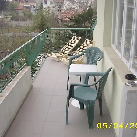 Guest Slona Varna
